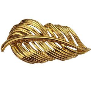 Napier F90 Gold Tone Leaf Feather Brooch, Signed K624